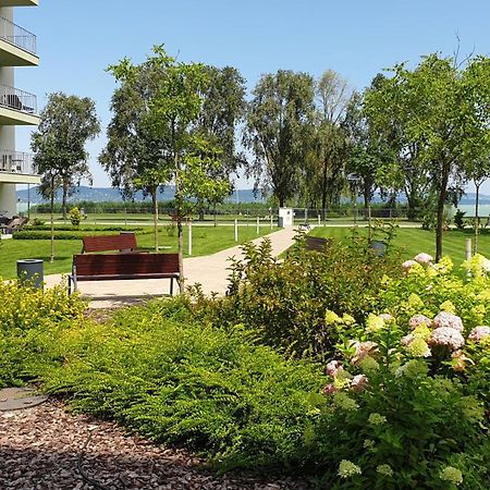 Lelle Resort B20 Balatonlelle Buitenkant foto