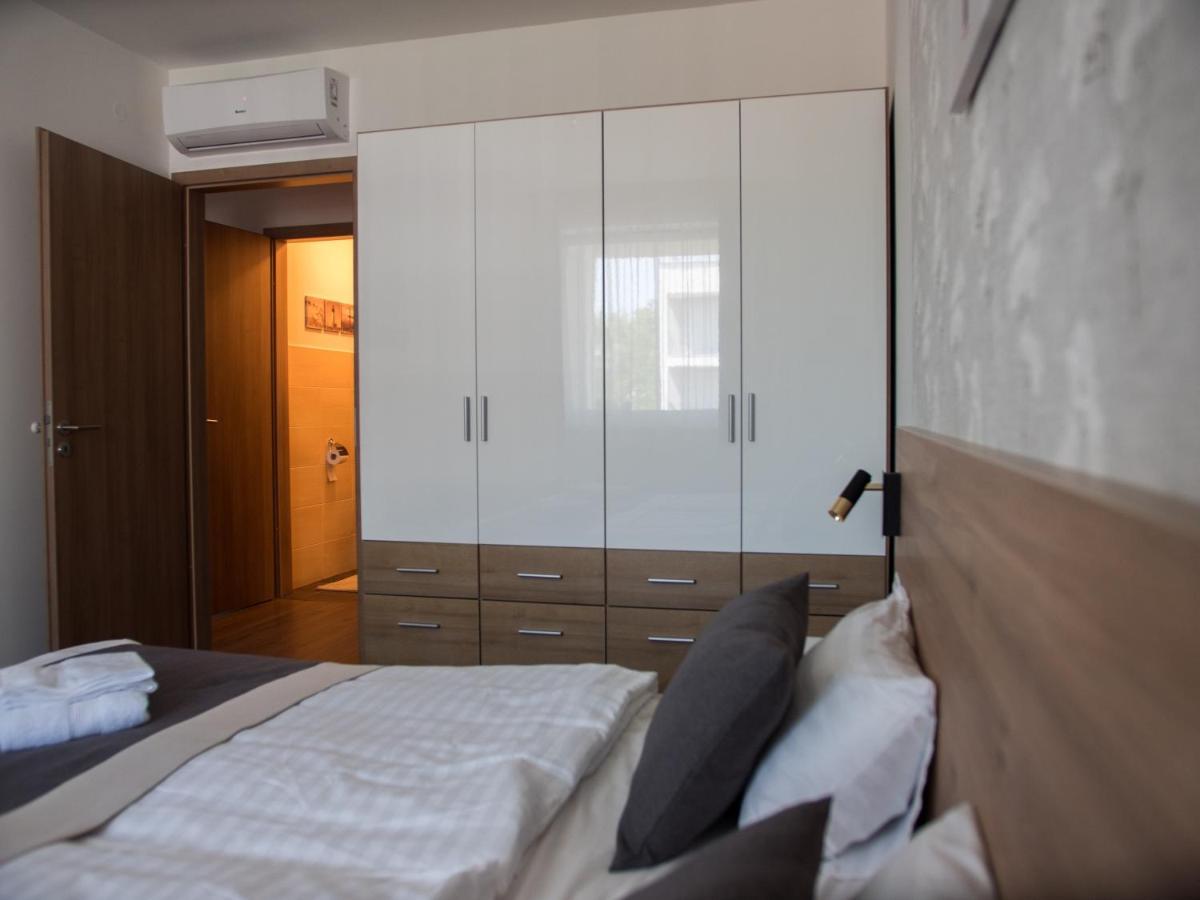 Lelle Resort B20 Balatonlelle Buitenkant foto