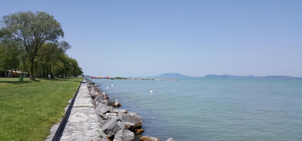 Lelle Resort B20 Balatonlelle Buitenkant foto
