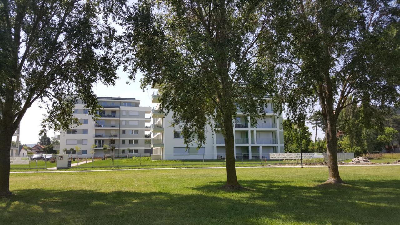 Lelle Resort B20 Balatonlelle Buitenkant foto